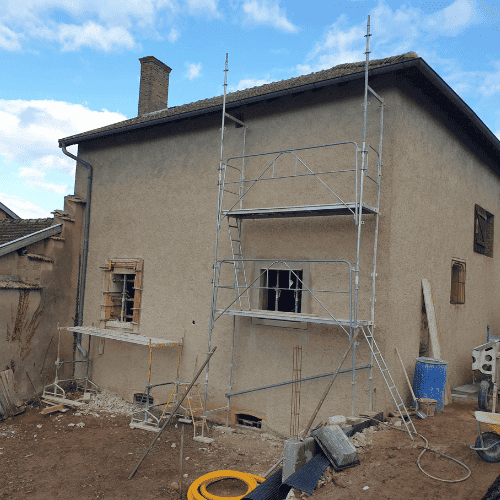 rénovation maison pierre et pisé façade