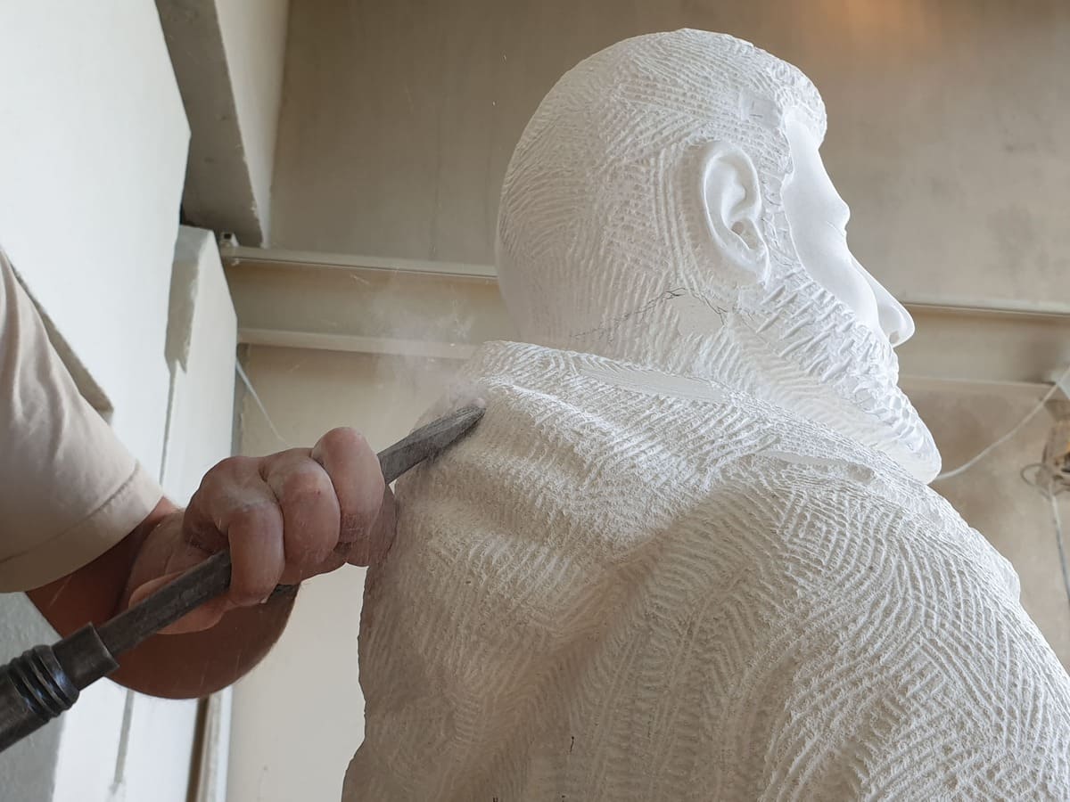 taille de pierre - statue